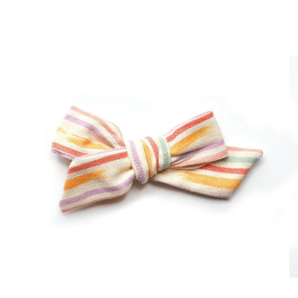 girl bows