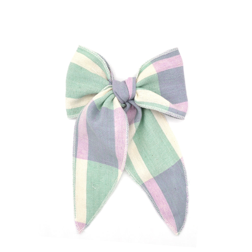 girl bows folklore las ninas wunderkin